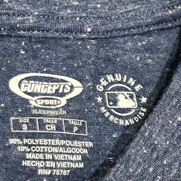 Boston Red Sox MLB Baseball Soft Crewneck tee - Picture 4 of 4